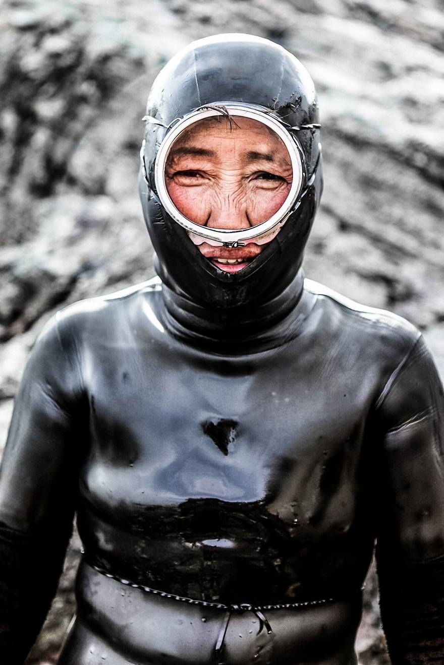 last-generation-women-mermaids-sea-diving-mijoo-kim-korea-013