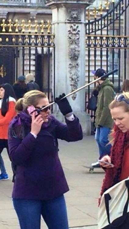 Selfie stick per imbecilli