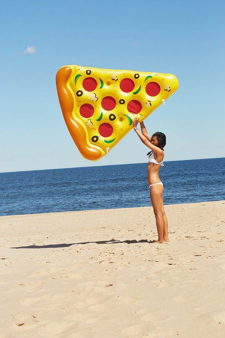 inflatable-pizza-1