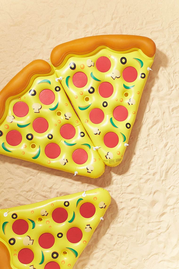 inflatable-pizza-3