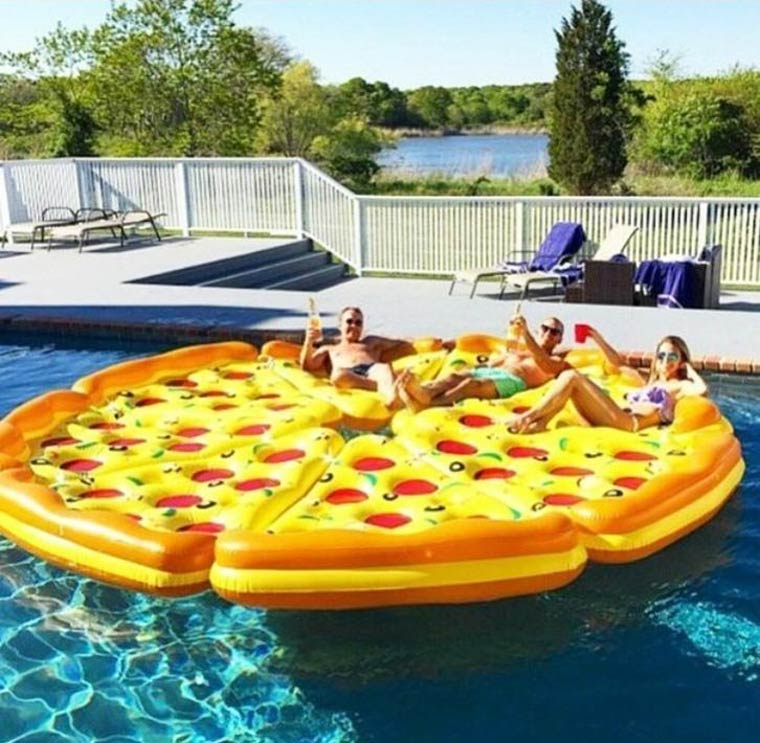 inflatable-pizza-6