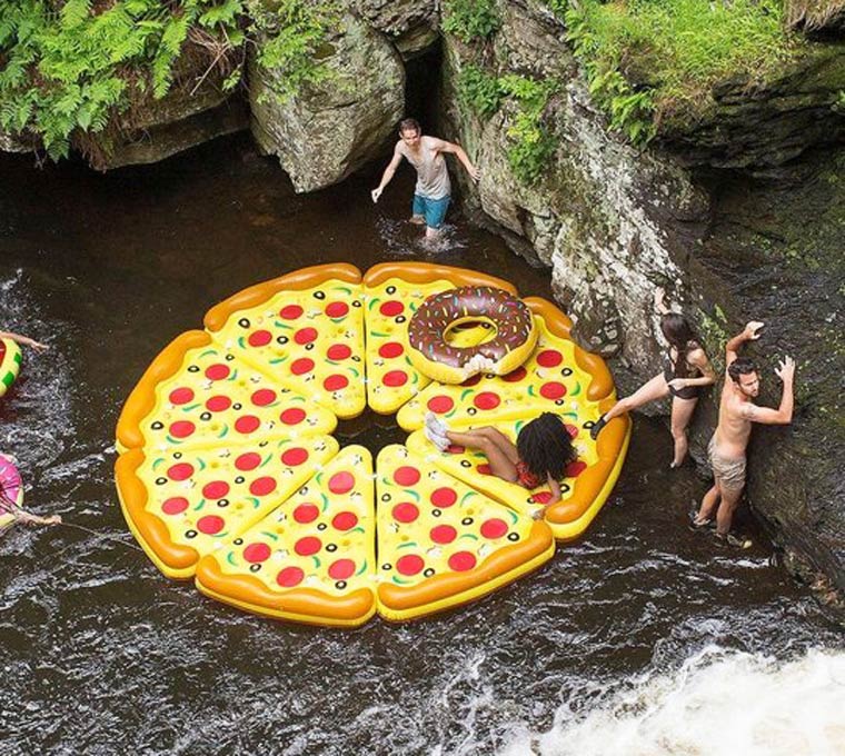 inflatable-pizza-9